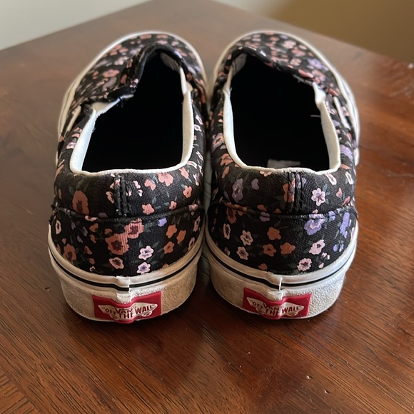 VANS - Picture 5 of 5